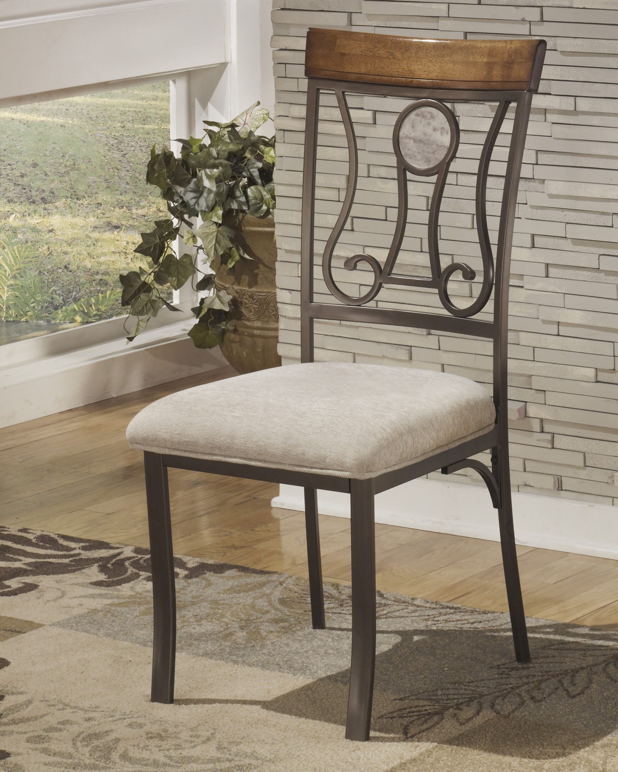 Signature Design by Ashley Hopstand Dining Side Chair (Set of 4)