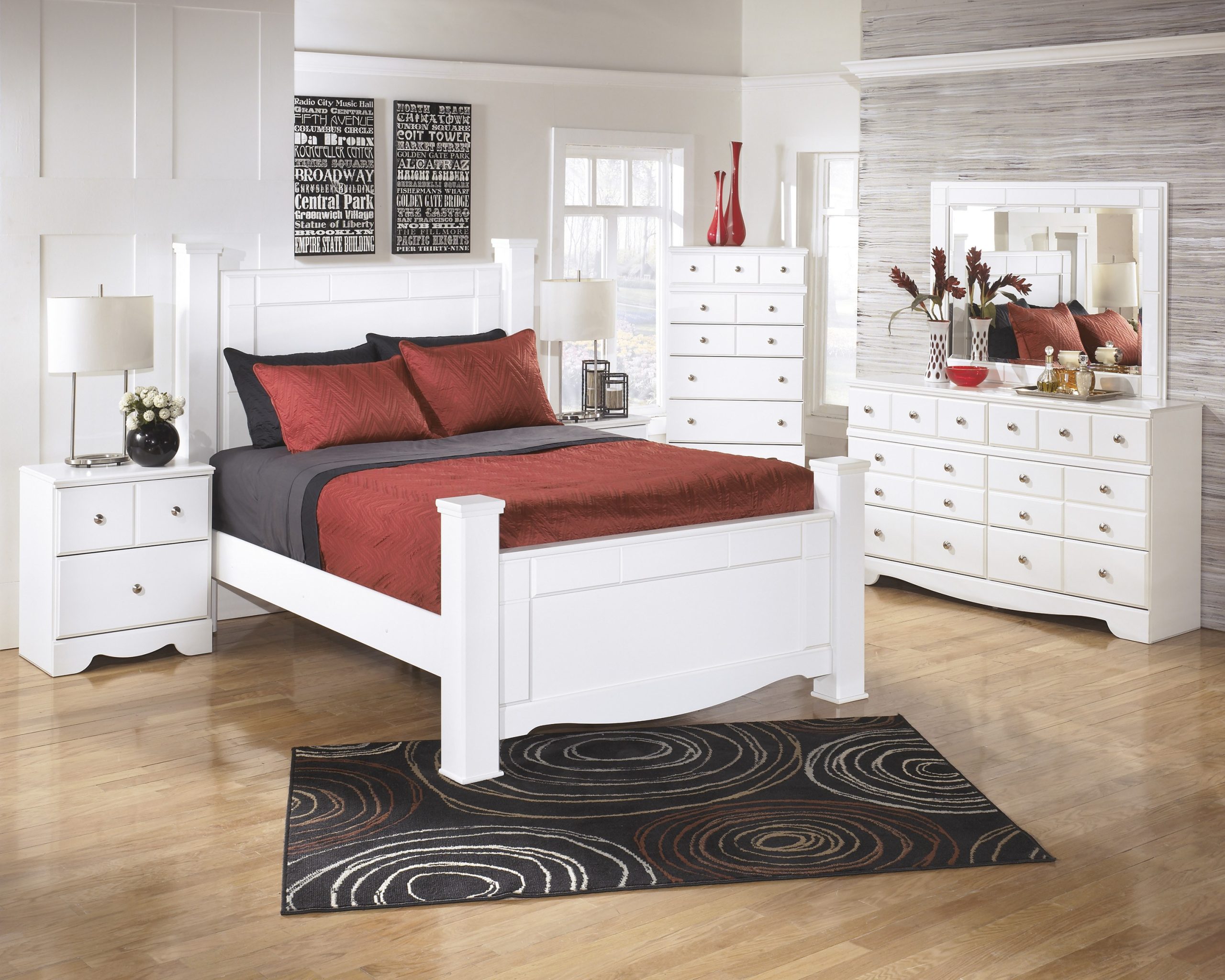 Signature Design by Ashley Weeki Poster Bed - Image 3